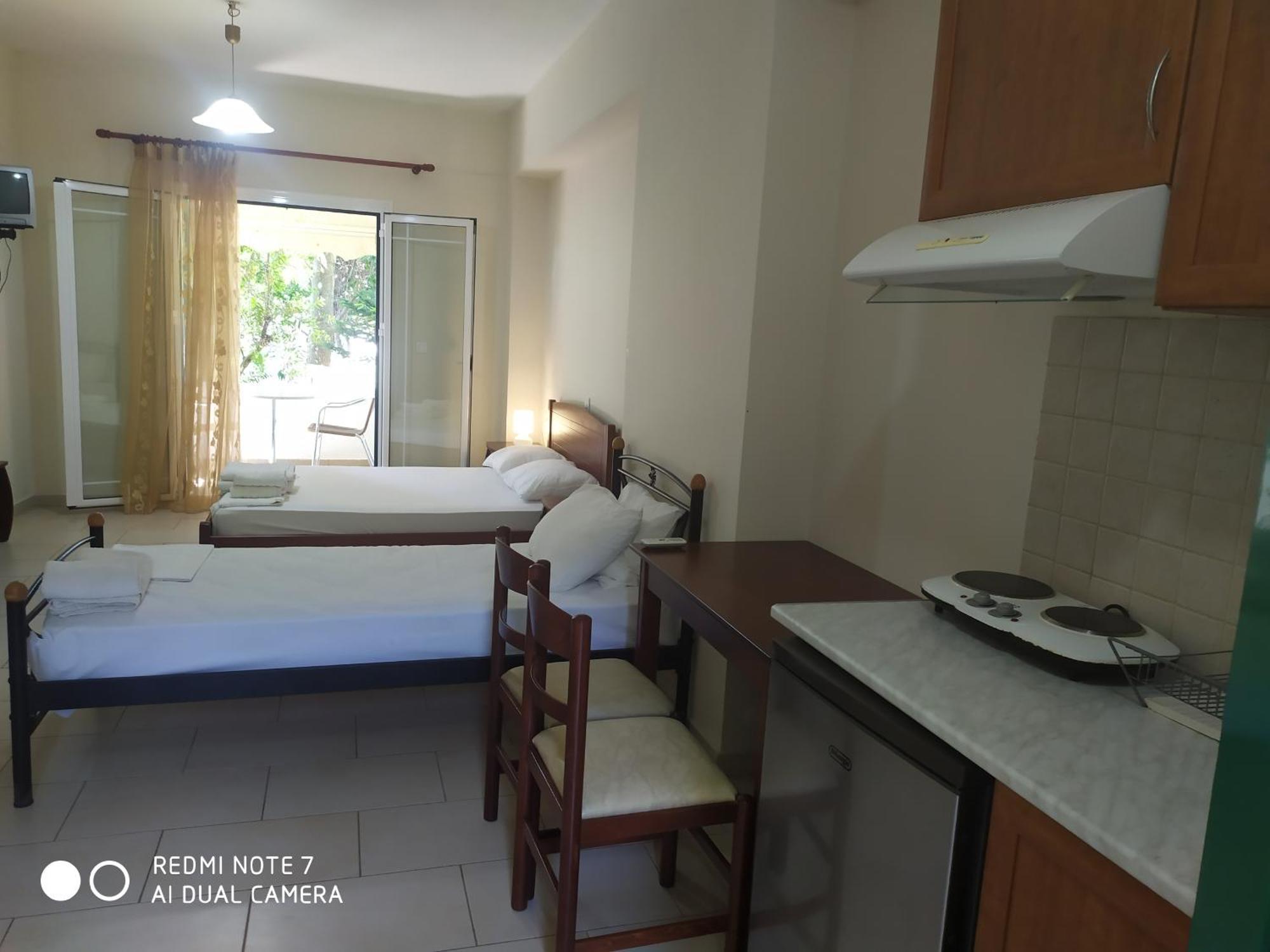 Lenia Studios Kalamitsi  Ngoại thất bức ảnh